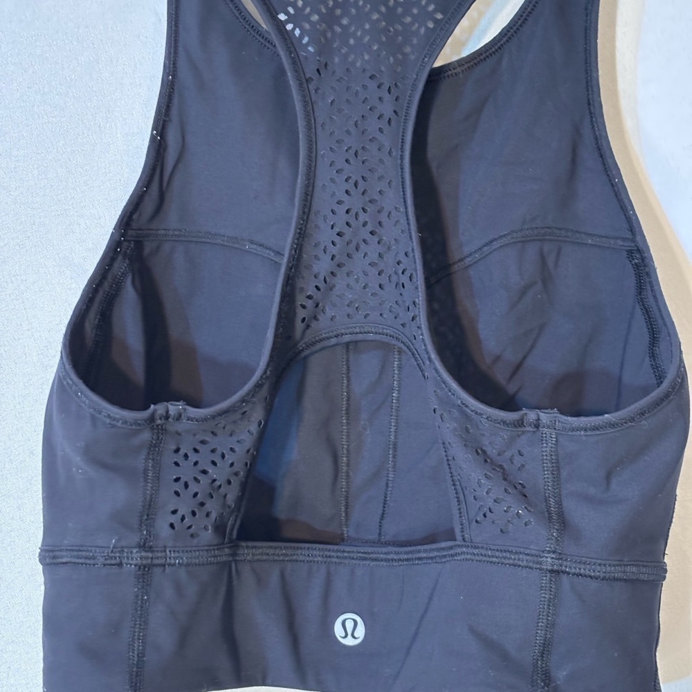 2/$30 Lululemon Athletics Black Tank Top Size 4 - Picture 3 of 6